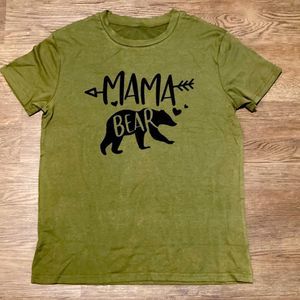 Women’s casual T shirt comfort short sleeve Tagus mama bear print size medium